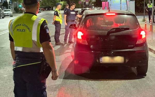 Έκθεση Κομισιόν: Η Ελλάδα πέτυχε τη 2η μεγαλύτερη μείωση θανατηφόρων τροχαίων σε όλη την ΕΕ