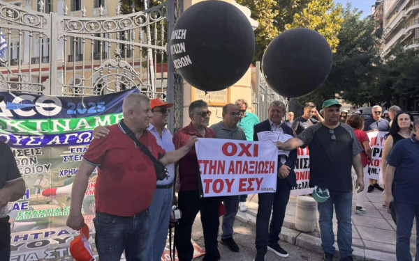 Σε 48ωρη απεργία οι νοσοκομειακοί γιατροί - Κλειστά τα ιδιωτικά εργαστήρια την Παρασκευή