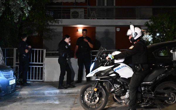 ΕΛΑΣ για το θρίλερ με δύο νεκρούς στον Ν. Κόσμο: Κανένα ιστορικό ενδοοικογενειακής βίας μεταξύ του ζευγαριού