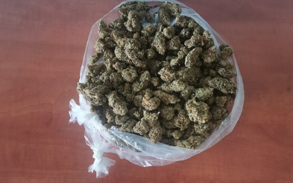 Θεσσαλονίκη: Έκρυβε την κάνναβη κάτω από το κάθισμα – Χειροπέδες σε 28χρονο στη Μενεμένη