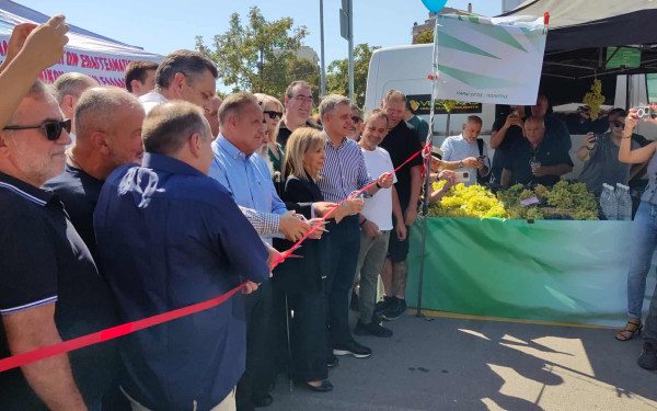 Θεσσαλονίκη: Εγκαινιάστηκε η πρώτη απογευματινή λαϊκή αγορά στην Ελλάδα (βίντεο)