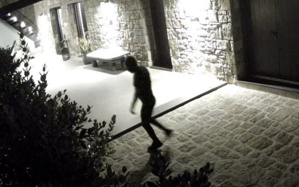 Μύκονος: Βίντεο ντοκουμέντο από την δράση των διαρρηκτών που έκλεψαν τον επιχειρηματία από τη Θεσσαλονίκη