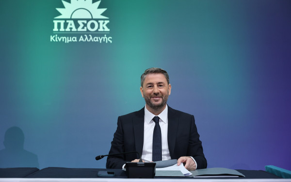 Επικοινωνία Νίκου Ανδρουλάκη με τον νέο Αρχιεπίσκοπο Σινά