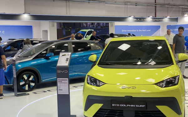 Κίνα: Παρουσίασε σχέδιο σταθερής ανάπτυξης της αυτοκινητοβιομηχανίας