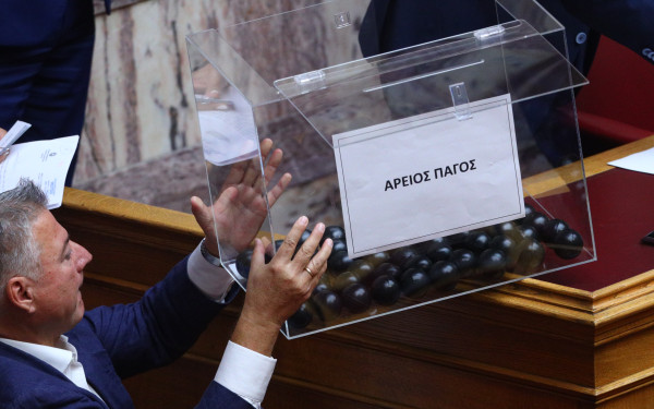 Τέμπη: Κληρώθηκαν τα μέλη του Δικαστικού Συμβουλίου για την άσκηση ποινικής δίωξης κατά του Κ. Αχ. Καραμανλή