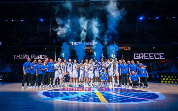 ΠΕΔΚΜ: Θερμά συγχαρητήρια στην Εθνική ομάδα για την κατάκτηση του χάλκινου μεταλλίου στο Eurobasket ΠΕΔΚΜ: Θερμά συγχαρητήρια στην Εθνική ομάδα για την κατάκτηση του χάλκινου μεταλλίου στο Eurobasket