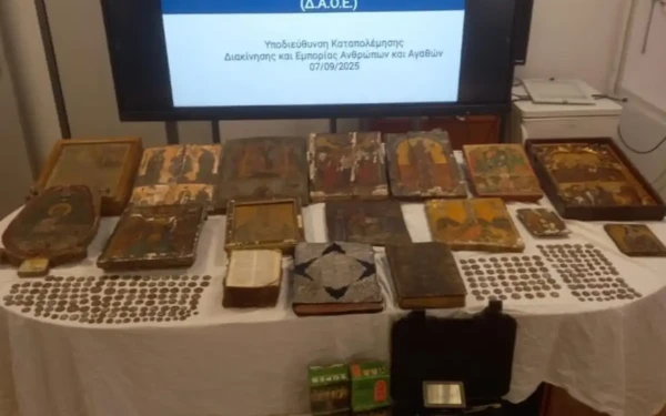 Καλάβρυτα: O τρόπος δράσης της εγκληματικής οργάνωσης που πουλούσε θρησκευτικές εικόνες και αρχαία