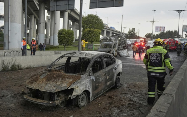 Μεξικό: Έκρηξη βυτιοφόρου σκότωσε τρεις ανθρώπους και τραυμάτισε δεκάδες
