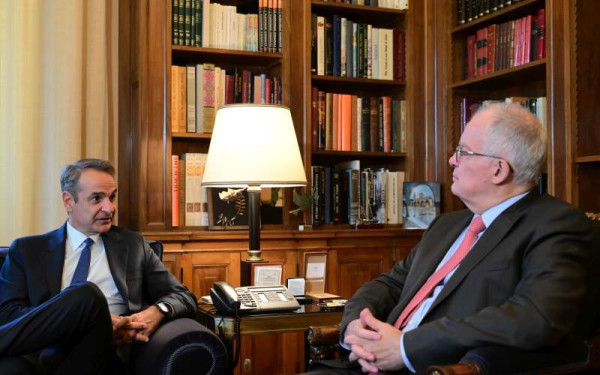 Μητσοτάκης: Μειώνουμε φόρους και αυξάνουμε τους καθαρούς μισθούς - Κάθε χρόνο το αναπτυξιακό πλεόνασμα θα επιστρέφεται στην κοινωνία με δίκαιο τρόπο Μητσοτάκης: Μειώνουμε φόρους και αυξάνουμε τους καθαρούς μισθούς - Κάθε χρόνο το αναπτυξιακό πλεόνασμα θα επιστρέφεται στην κοινωνία με δίκαιο τρόπο