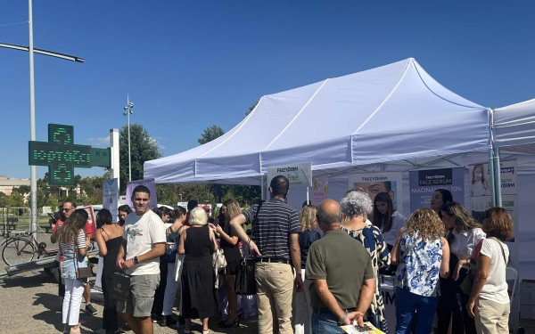 Ένα εικονικό φαρμακείο «στήθηκε» στην περιοχή του Λευκού Πύργου