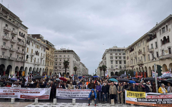 Σε απεργιακούς ρυθμούς η χώρα: «Όχι στο 13ωρο» - Κλειστοί σταθμοί μετρό, στάσεις εργασίας στον ΟΑΣΘ στη Θεσσαλονίκη