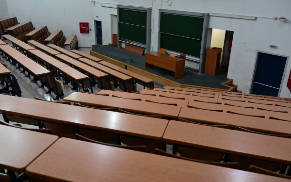 Οι Επώνυμες Έδρες σε ΠΑΜΑΚ και ΑΠΘ,  η εξωστρέφεια των Ιδρυμάτων και η διατήρηση της συλλογικής μνήμης