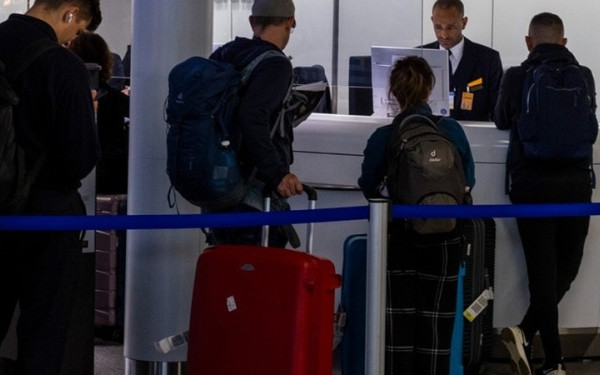 Γερμανία: Eπαναλειτουργεί από σήμερα το πρωί το αεροδρόμιο του Μονάχου, μετά τον εντοπισμό drones