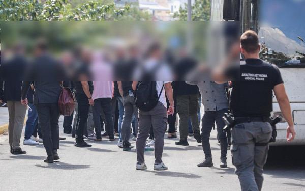 Ποινική δίωξη από τον εισαγγελέα στους συλληφθέντες που κατηγορούνται για απάτες με επιστροφές ΦΠΑ