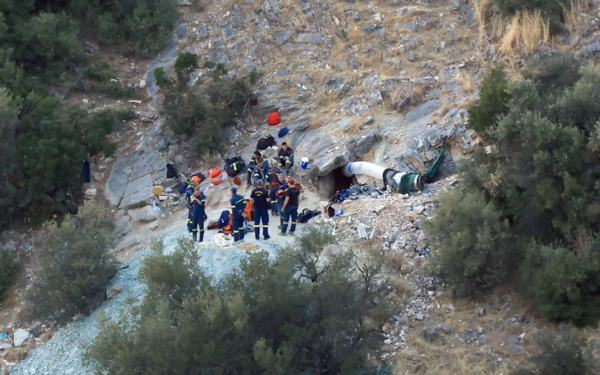 Λάρισα: Ελεύθεροι αφέθηκαν οι δίδυμοι χρυσοθήρες για τον θάνατο του 53χρονου άνδρα Λάρισα: Ελεύθεροι αφέθηκαν οι δίδυμοι χρυσοθήρες για τον θάνατο του 53χρονου άνδρα