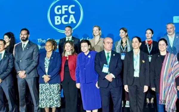 Λ. Μενδώνη από Βαρκελώνη: «Χωρίς τον πολιτισμό, δεν μπορεί να υπάρξει βιώσιμη κλιματική λύση»