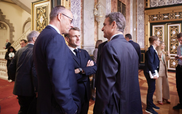 Κάνε και εσύ ένα κόμμα. Μπορείς… Γράφει ο Μποξέρ*