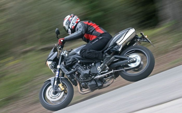 Θεσσαλονίκη: 20χρονος αλλοδαπός πιάστηκε με κλεμμένη μοτοσικλέτα στην Τούμπα