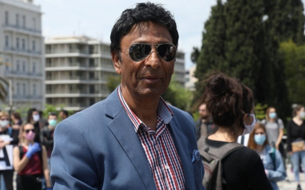 Προφυλακιστέος ο Βασίλης Παϊτέρης – Οδηγείται στις φυλακές Λάρισας για παλαιές πολεοδομικές παραβάσεις και χρέη προς το Δημόσιο Προφυλακιστέος ο Βασίλης Παϊτέρης – Οδηγείται στις φυλακές Λάρισας για παλαιές πολεοδομικές παραβάσεις και χρέη προς το Δημόσιο