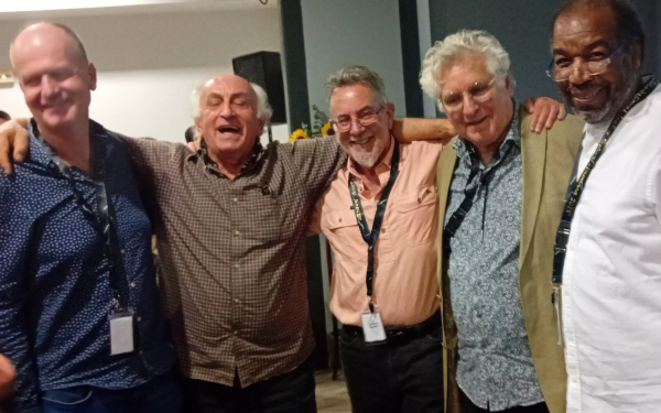 Νάουσα: Διεθνές Φεστιβάλ Ποίησης με 17 ποιητές από 10 χώρες - Διάβασαν από ένα τους ποίημα στη γλώσσα τους