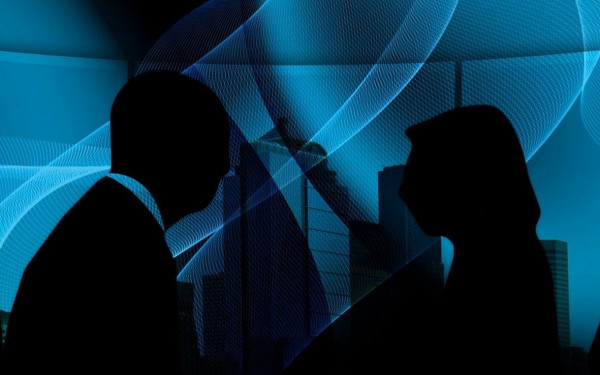 Διαπραγματεύσεις και ταυτότητα: Όταν το «ποιος είμαι» μετράει περισσότερο από το «τι θέλω». Της Ζωής Ε. Γιαννοπούλου