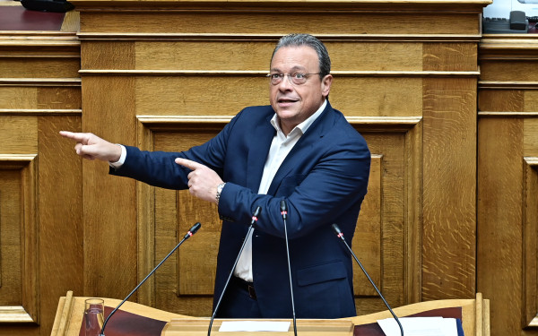 Βουλή - Σ. Φάμελλος για νέο εργασιακό νομοσχέδιο: «Πλιάτσικο εις βάρος των εργαζομένων προς όφελος λίγων και ισχυρών»