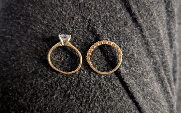 Ε.Ε: «Ο γάμος μεταξύ ατόμων του ιδίου φύλου θα πρέπει να αναγνωρίζεται σε όλες τις χώρες»