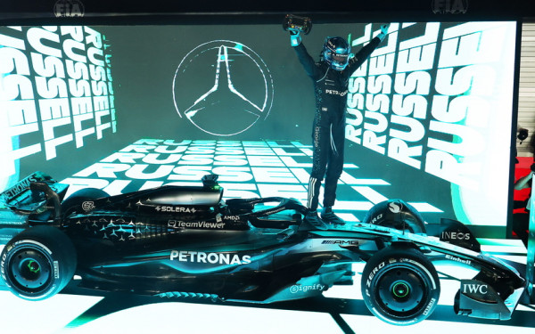 Φόρμουλα 1: Νικητής ο Ράσελ, πρωταθλήτρια η McLaren Φόρμουλα 1: Νικητής ο Ράσελ, πρωταθλήτρια η McLaren