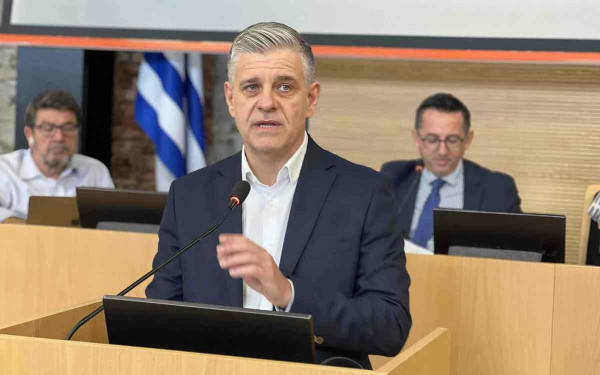 Θεσσαλονίκη: Το ξύλινο ντεκ δημιουργεί μία «νέα» παραλία μέσα στην παλιά - Θετικά γνωμοδότησε η Περιφέρεια Κεντρικής Μακεδονίας