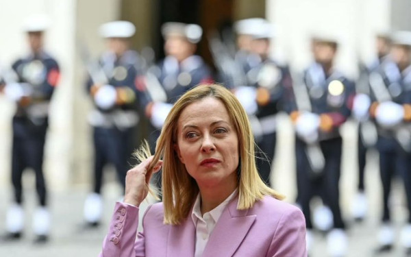 Μελόνι: Τι απαντά στην αντιπολίτευση που ζητά να δοθεί πράσινο φως σε ειδικό φόρο για τις μεγάλες περιουσίες