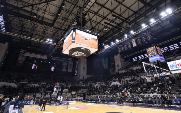 Μπάσκετ: Έτσι μεταμορφώθηκε το PAOK Sports Arena (βίντεο)