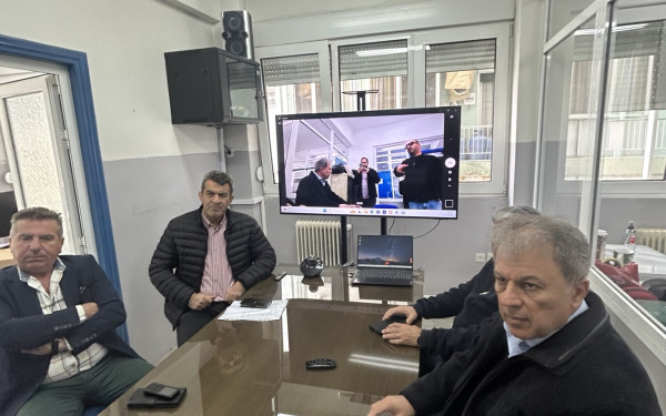 Καστοριά: Παράδοση Ψηφιακής Αναβάθμισης και Ενίσχυσης Υποδομών του Εργατοϋπαλληλικού Κέντρου Καστοριά: Παράδοση Ψηφιακής Αναβάθμισης και Ενίσχυσης Υποδομών του Εργατοϋπαλληλικού Κέντρου