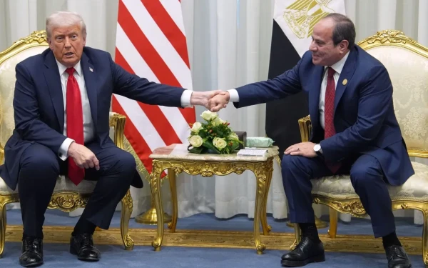 Έφτασε στην Αίγυπτο ο Ντόναλντ Τραμπ - Δείτε live τη Σύνοδο Κορυφής (βίντεο)