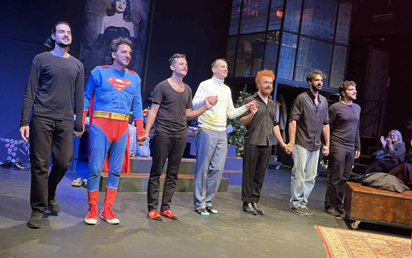 Καταχειροκροτήθηκε η πρεμιέρα της παράστασης  «Ξανθιά Φράουλα» του ΚΘΒΕ