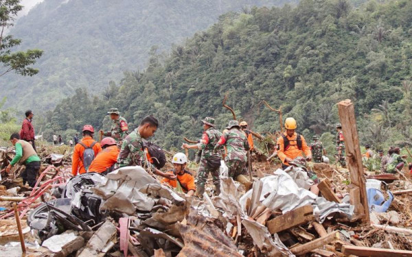 Τραγωδία σε χρυσωρυχείο στη Βενεζουέλα: 14 νεκροί μετά από κατάρρευση στοών (βίντεο)