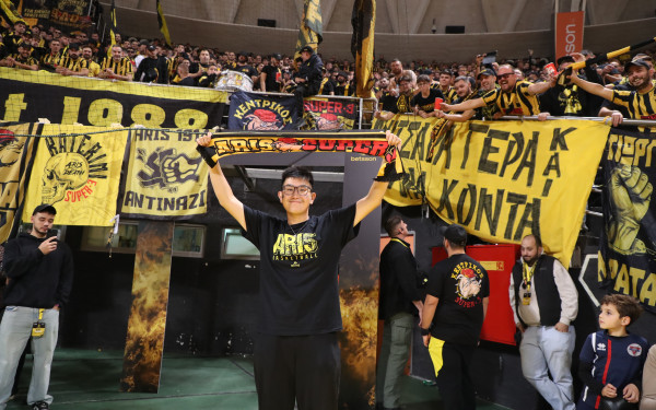 Μπάσκετ: «Σεισμός» στο Αλεξάνδρειο για τον Ρίτσαρντ Σιάο - Στο πλευρό του Άρη και ο Νίκος Γκάλης (βίντεο)