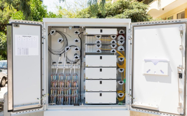 COSMOTE: Σε 650.000 σπίτια και επιχειρήσεις η οπτική ίνα - Στόχος το 1 εκατ. μέσα στη χρονιά