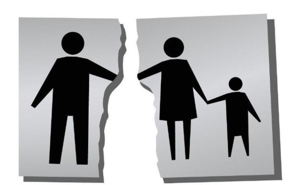 Πολωνία: Χιλιάδες ζευγάρια που έχουν χωρίσει, παραμένουν... παντρεμένα