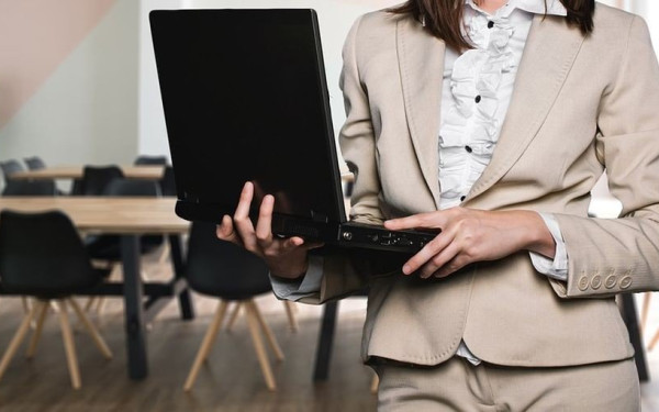 Πότε ξεκινούν αιτήσεις για επιχορήγηση νεανικής επιχειρηματικότητας ύψους 14.800 ευρώ