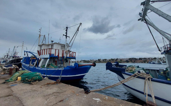 Θεσσαλονίκη: Συμβολική στάση εργασίας αύριο στο λιμάνι Ν. Μηχανιώνας -Αλιείς διαμαρτύρονται για τα θαλάσσια πάρκα Θεσσαλονίκη: Συμβολική στάση εργασίας αύριο στο λιμάνι Ν. Μηχανιώνας -Αλιείς διαμαρτύρονται για τα θαλάσσια πάρκα