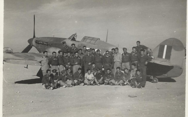 28η Οκτωβρίου 1942: Οι Έλληνες αεροπόροι χτυπούν το ιταλικό στρατηγείο στο Ελ Αλαμέιν 28η Οκτωβρίου 1942: Οι Έλληνες αεροπόροι χτυπούν το ιταλικό στρατηγείο στο Ελ Αλαμέιν