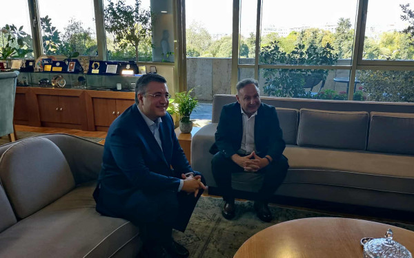 Θεσσαλονίκη: Μέτωπο Αγγελούδη - Τζιτζικώστα για τα έργα - Το Νοέμβριο η  Αριστοτέλους, έρχεται το ντεκ στην παραλία, κοντά σε απευθείας σύνδεση με ΗΠΑ Θεσσαλονίκη: Μέτωπο Αγγελούδη - Τζιτζικώστα για τα έργα - Το Νοέμβριο η  Αριστοτέλους, έρχεται το ντεκ στην παραλία, κοντά σε απευθείας σύνδεση με ΗΠΑ