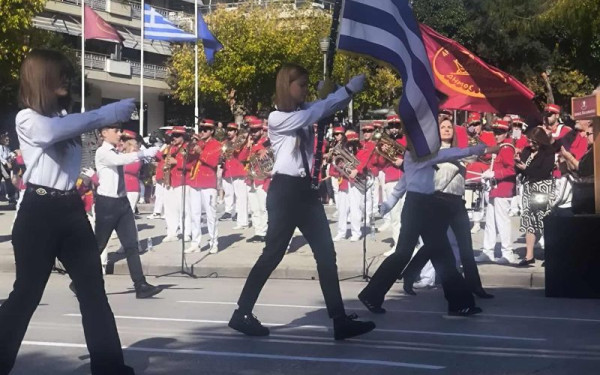 Καλαμαριά: Τιμητικές εκδηλώσεις και μαθητική παρέλαση για την 28η Οκτωβρίου (βίντεο) Καλαμαριά: Τιμητικές εκδηλώσεις και μαθητική παρέλαση για την 28η Οκτωβρίου (βίντεο)