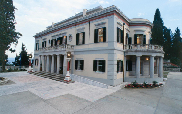 Το Υπουργείο Πολιτισμού αναβαθμίζει τον αρχαιολογικό χώρο του Μον Ρεπό στην Κέρκυρα