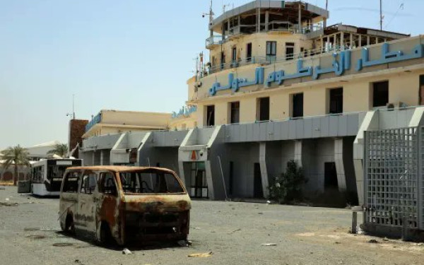 Στόχος επίθεσης το αεροδρόμιο του Σουδάν για τρίτη συνεχή μέρα
