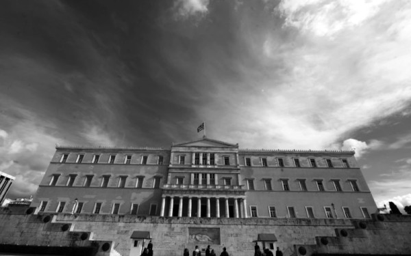 Απελευθέρωση της Αθήνας 1944: Η κατάληψη των Παλαιών Ανακτόρων και ο έλεγχος της πόλης Απελευθέρωση της Αθήνας 1944: Η κατάληψη των Παλαιών Ανακτόρων και ο έλεγχος της πόλης