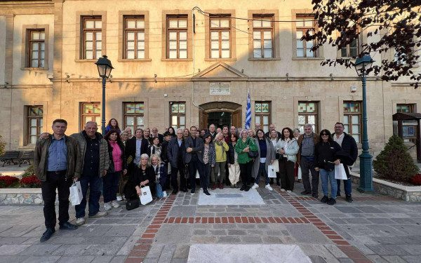 ΕΣΗΕΜ-Θ: Στη Σιάτιστα εγκαινιάστηκε με επιτυχία ο κύκλος εκδηλώσεων «Λογοτεχνία και Τύπος»