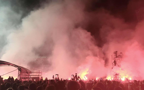 Θεσσαλονίκη: «Φωτιά» στο Καυταντζόγλειο έβαλε ο ΛΕΞ - Ξεκίνησε η μεγάλη συναυλία