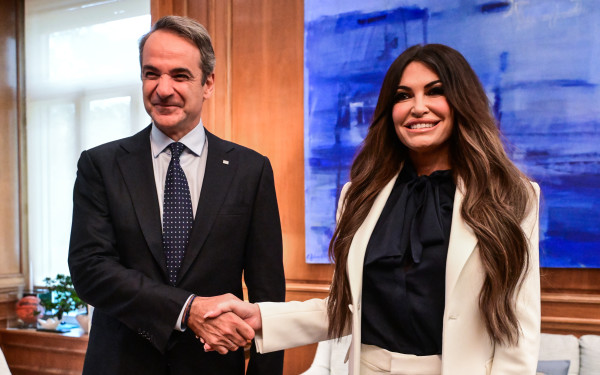 Στο Μαξίμου η Κίμπερλι Γκιλφόιλ για συνάντηση με τον Κυριάκο Μητσοτάκη