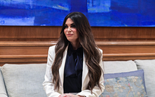 Επίθεση της Κινεζικής πρεσβείας στην Κίμπερλι Γκίλφοϊλ για το λιμάνι του Πειραιά